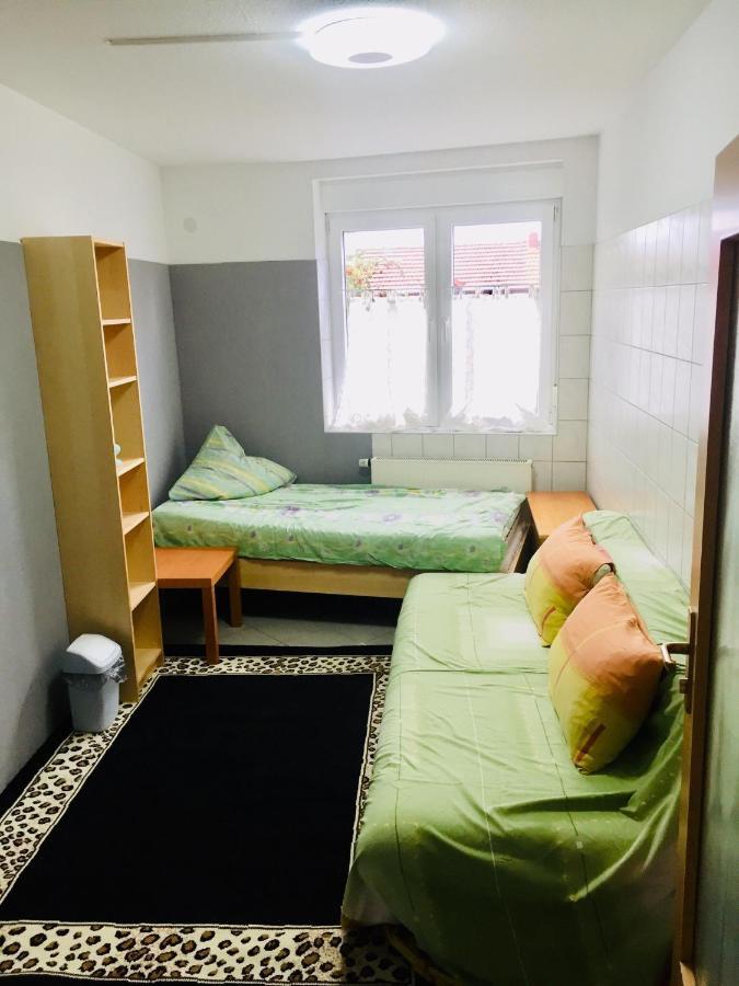 Gaestezimmer I Neo2 Apartment Staufenberg  Exterior photo